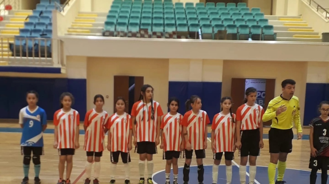 Tebrikler Kızlar Futbol Takımımız